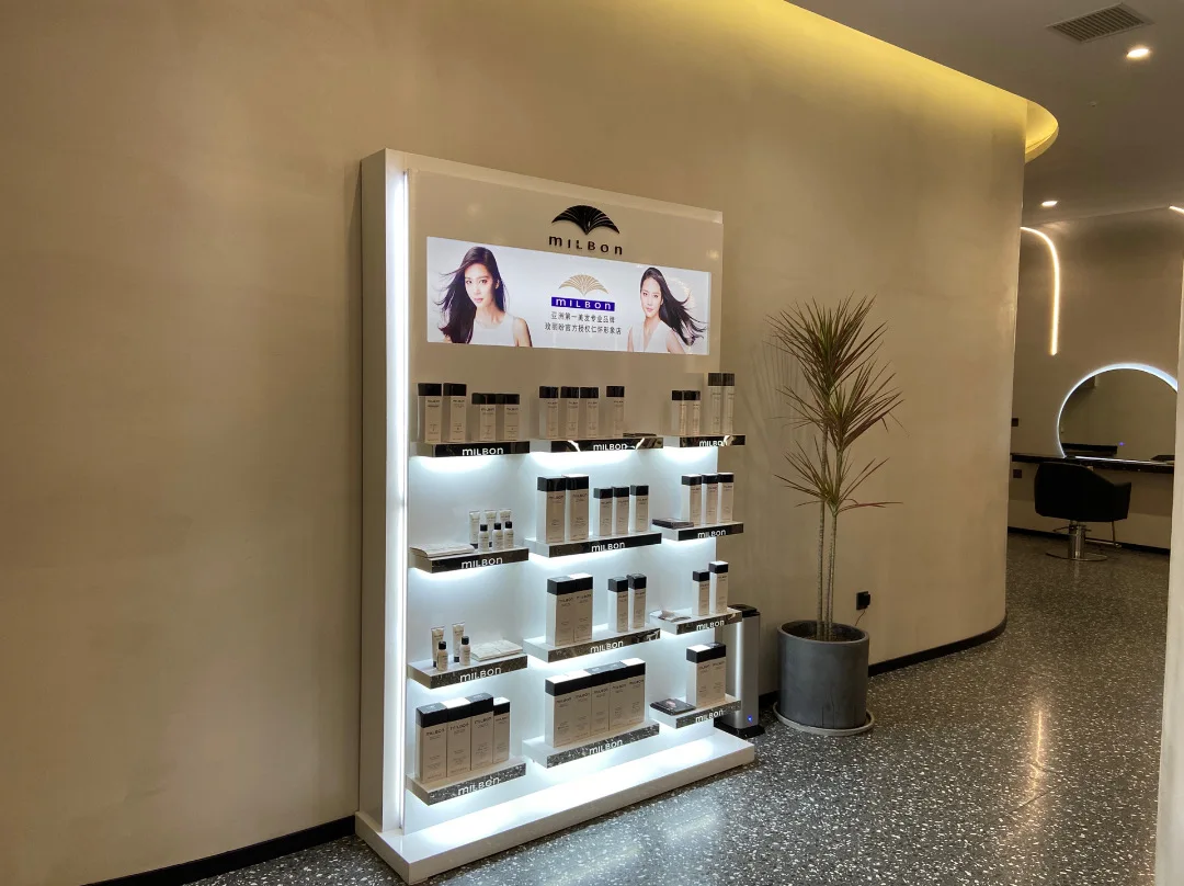 Makeup Showcase Retail Shop In - Interior Design Nail Salon 리뷰 및 가격